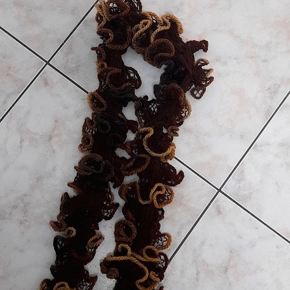 Brown Warm Scarf - Picture 1 of 3